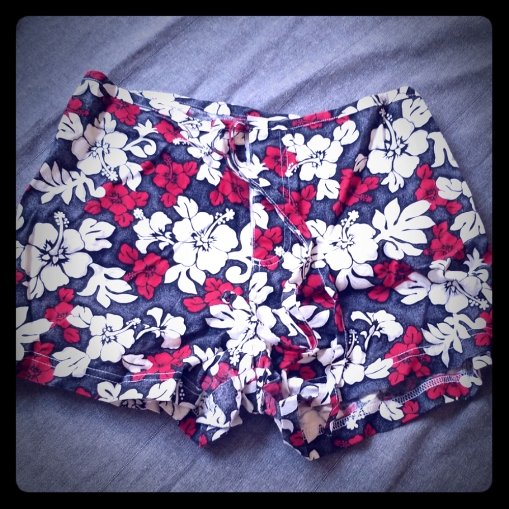 Hawaiian shorts